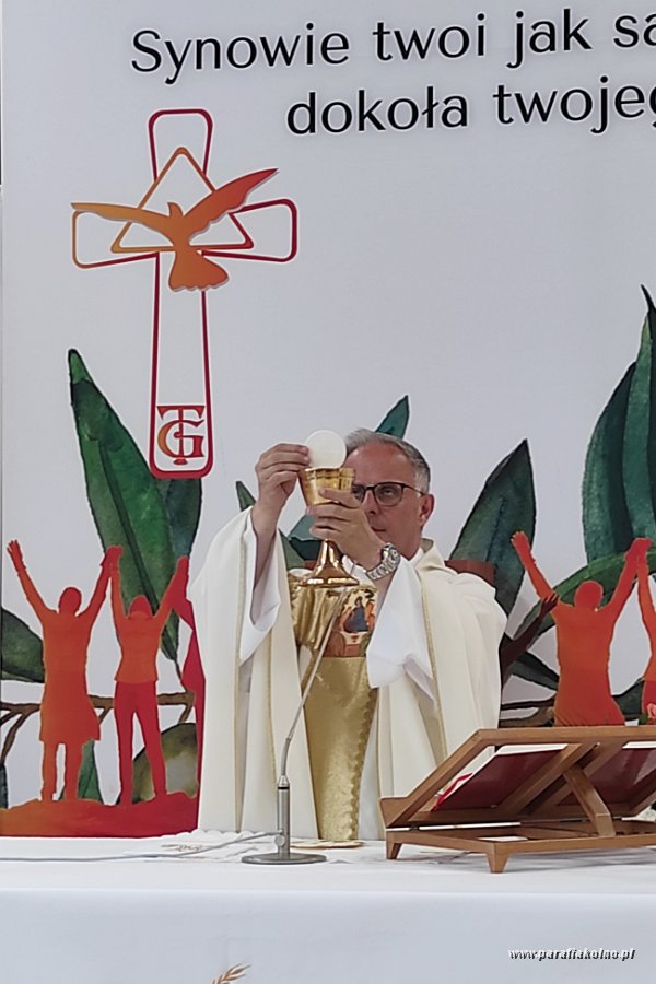 4-18 Eucharystia.jpg